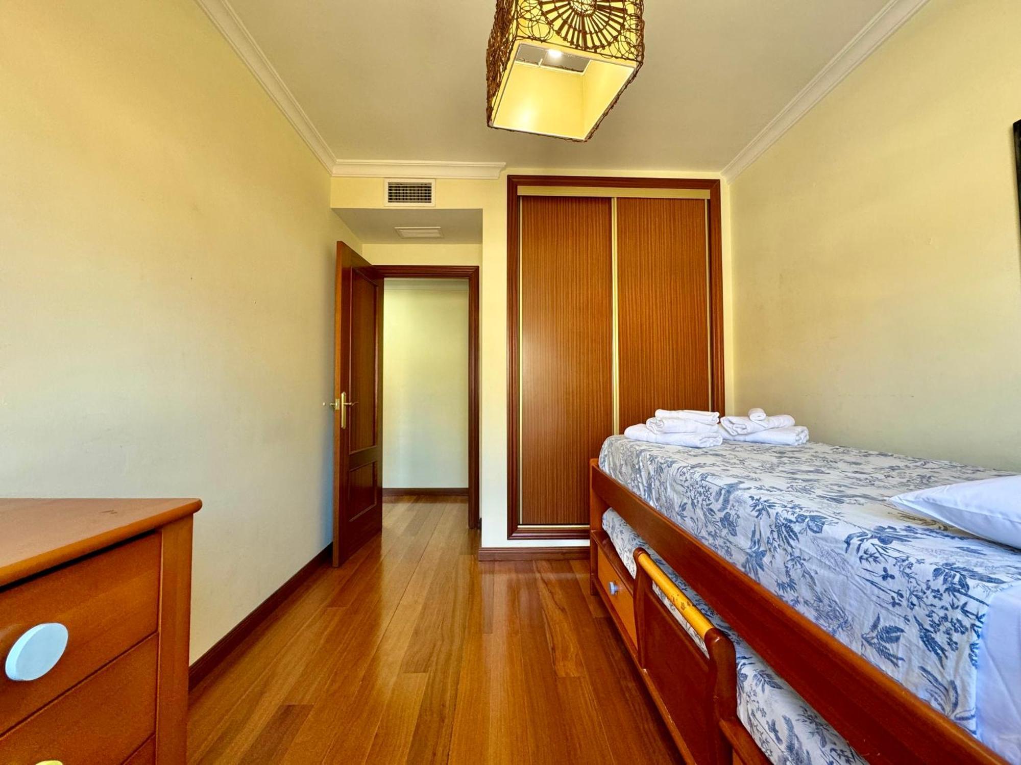 Lujoso Piso Centro Aparcamiento Privado, Terraza & Ac Lägenhet Málaga Exteriör bild
