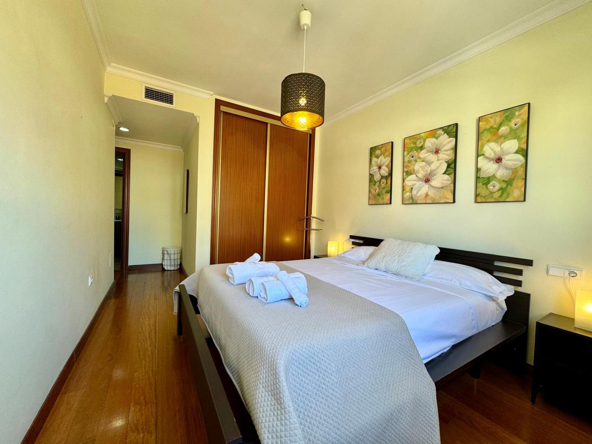 Lujoso Piso Centro Aparcamiento Privado, Terraza & Ac Lägenhet Málaga Exteriör bild