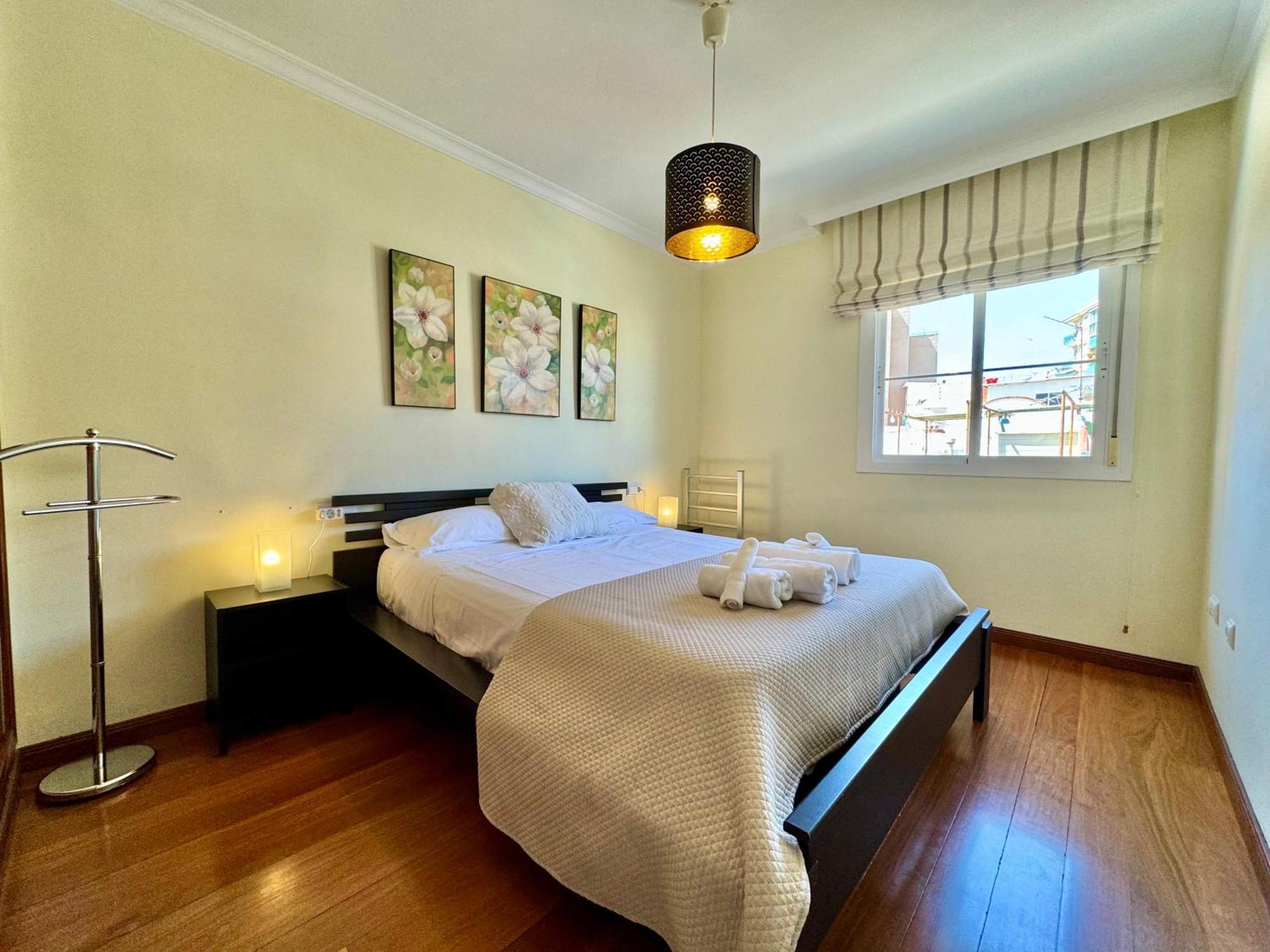 Lujoso Piso Centro Aparcamiento Privado, Terraza & Ac Lägenhet Málaga Exteriör bild