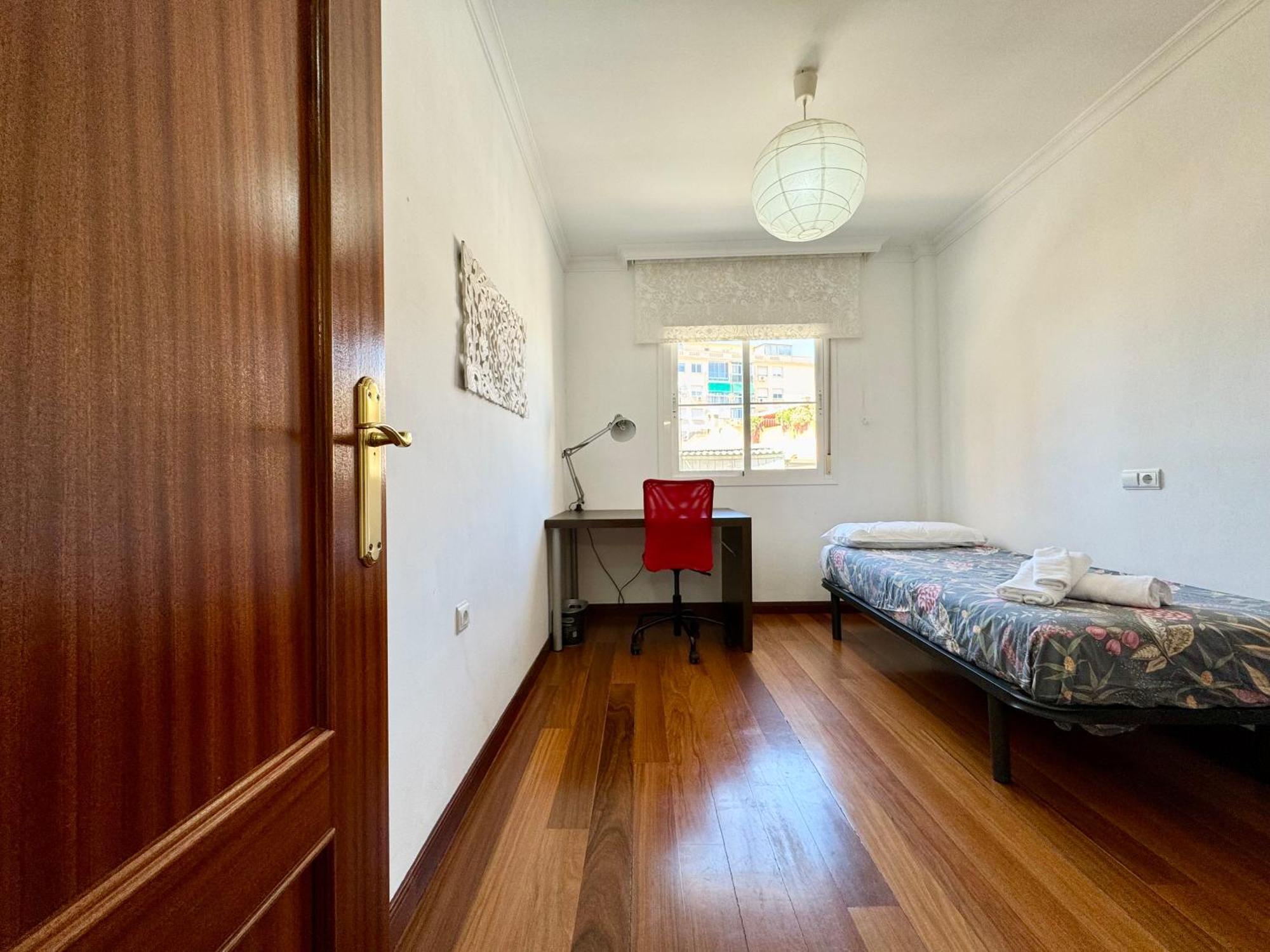 Lujoso Piso Centro Aparcamiento Privado, Terraza & Ac Lägenhet Málaga Exteriör bild