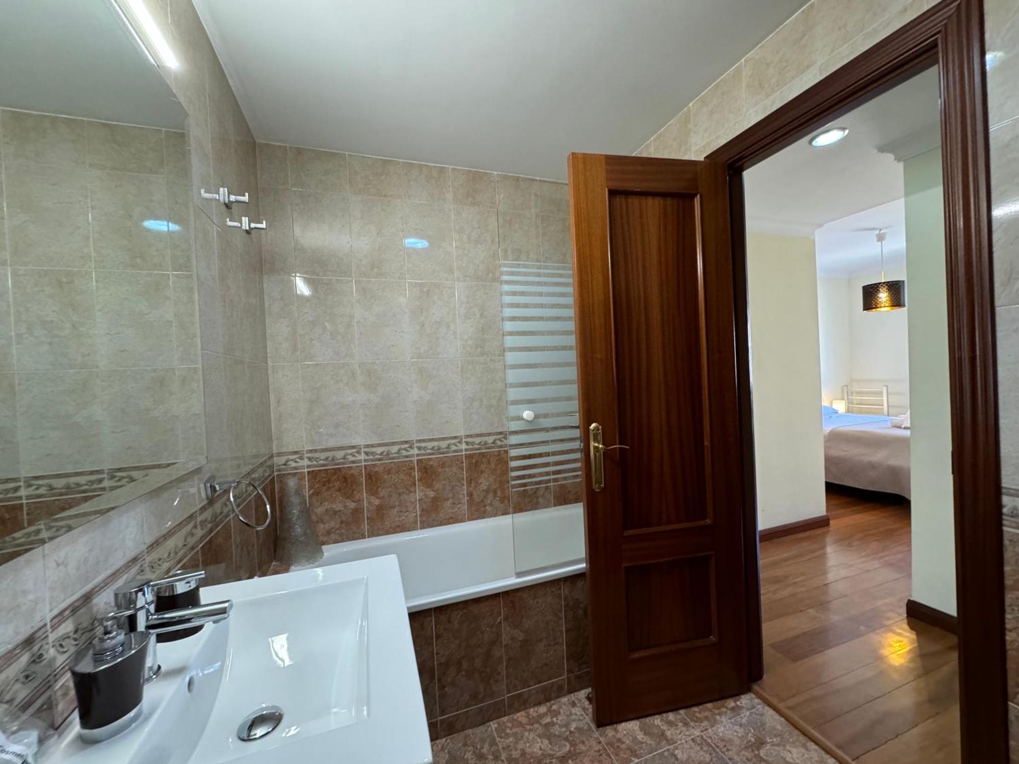 Lujoso Piso Centro Aparcamiento Privado, Terraza & Ac Lägenhet Málaga Exteriör bild