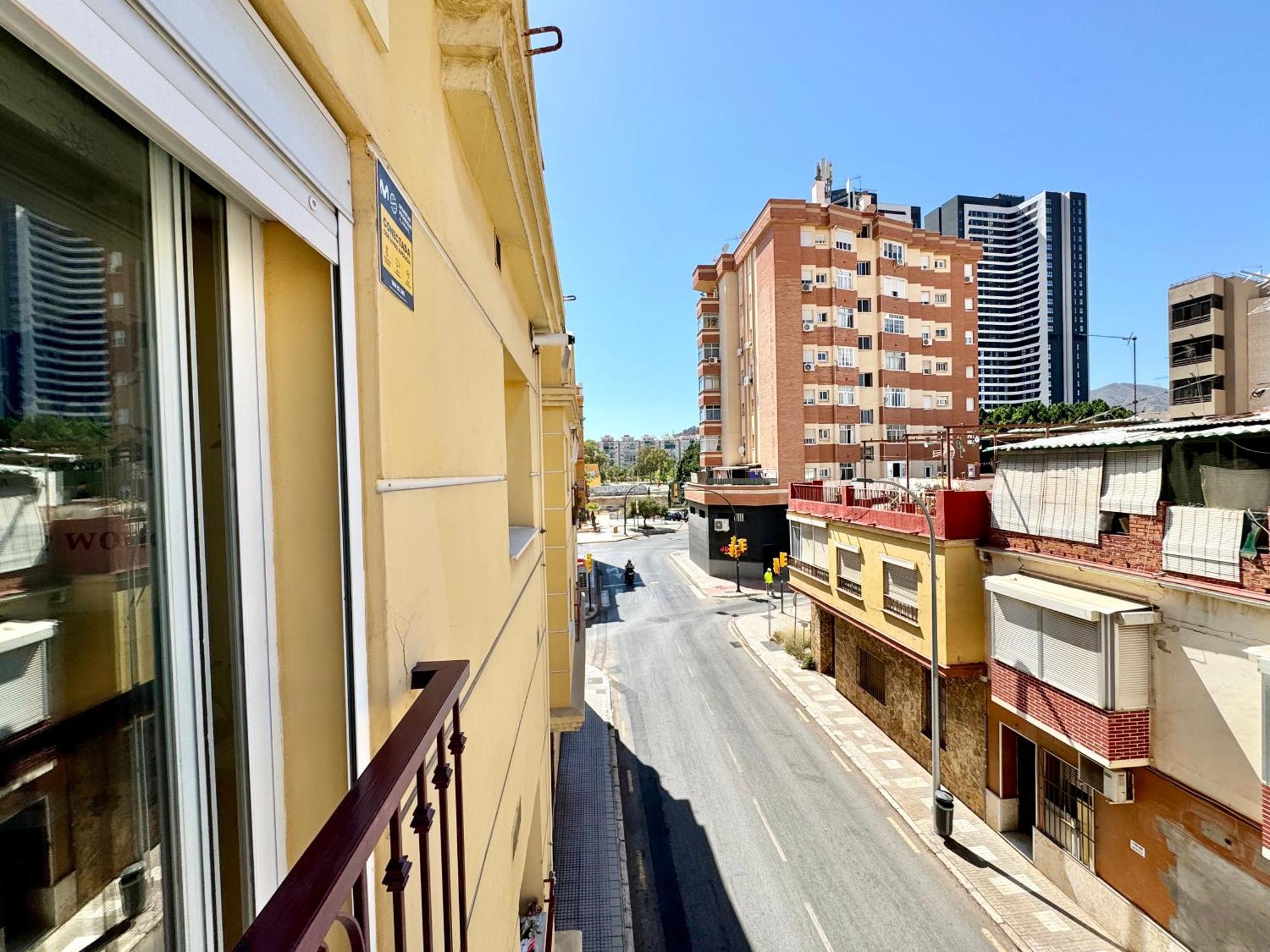 Lujoso Piso Centro Aparcamiento Privado, Terraza & Ac Lägenhet Málaga Exteriör bild